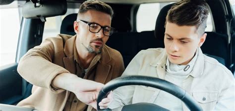 How Parents Teach Their Teens To Drive