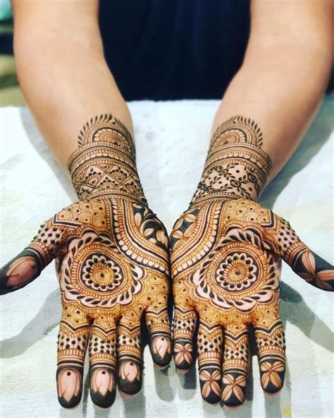 Simple Henna Designs For Hands For The Bride And Her Tribe