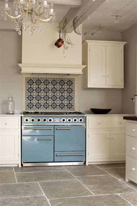 Image Result For Winchester Tile Shaker Kitchen Kitchen Style Devol