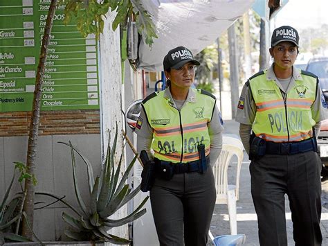 Mujeres Policía Ganan Espacio A Base De Esfuerzo El Diario Ecuador