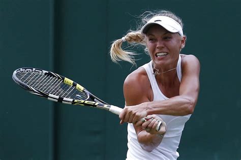 Wozniacki Straffede Shahar Peer Videre Til Anden Runde I Wimbledon Bt Tennis Bt Dk