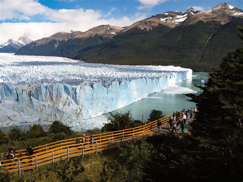 Full Patagonia Guided Hiking Tour In Argentina And Chile