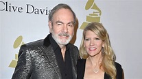 Neil Diamond facts: Singer's age, wife, children, net worth and more ...