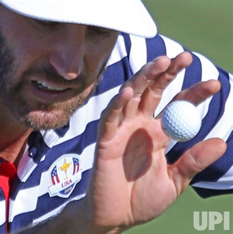 Photo Dustin Johnson Practice Session At The Ryder Cup 2018