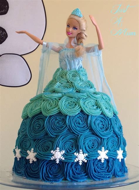Cut strips of fondant and let harden some before attaching to the cake. 'Frozen' Princess Elsa Cake - Just a Mum