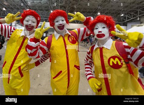 Chiba Japan 27th Apr 2019 Cosplayers Dressed As Ronald Mcdonald Pose For A Photograph During