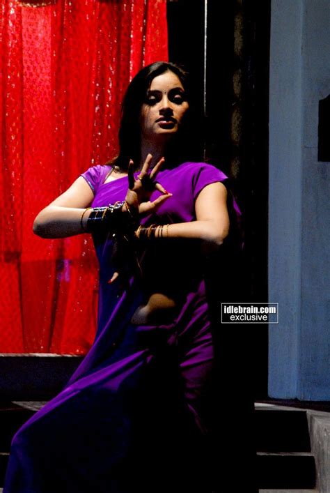 Actress Navneet Kaur Navel Show Photos In Show Photos Actresses