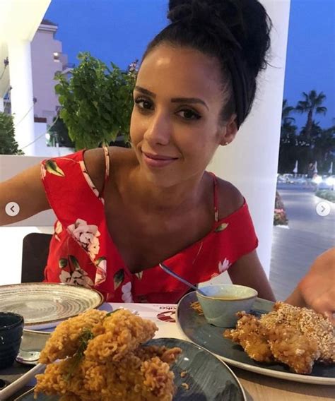 Bake Off Star George Aristidou Causes Stir As Wife Revealed In Sexy Snaps Celebrity News