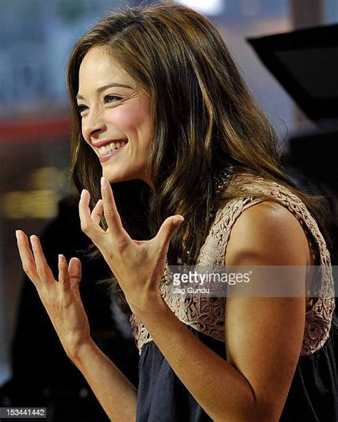 Kristin Kreuk Appears On The Morning Show Photos And Premium High Res