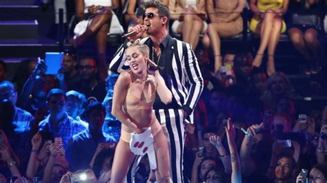 Miley Cyrus And Robin Thicke S Vma Performance One Year Later Rolling Stone
