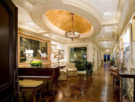 This way, the beams are outlining the ceiling (in various matching or contrasting forms) and they create a classic and memorable look. 25 Elegant Ceiling Designs For Living Room - Home and ...