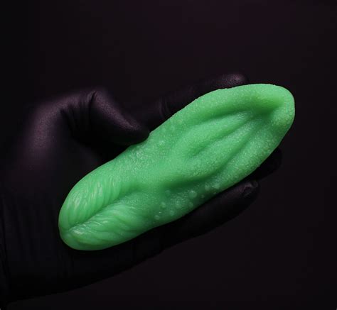 Tongue Tied V1 One Off Casts Silicone Tongue Sex Toy Realistic Hand Sculpted Sex Toy Clit