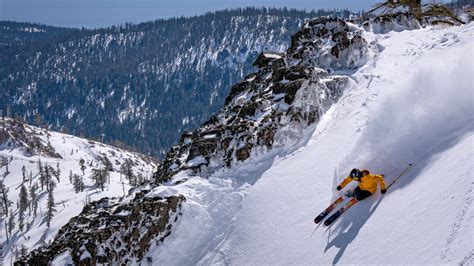 Best Lake Tahoe Ski Resorts For Lake Vistas Champagne Powder And Lively Apr S Scenes Cond