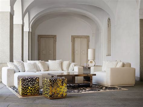 Oasis Unedited Versace Home Launches Its 2013 Collection Images