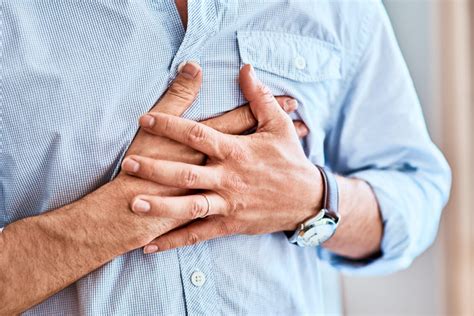 Chest Pain Symptoms Signs Health Gadgetsng
