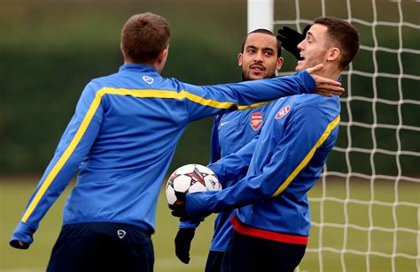 Arsenal Training Mirror Online