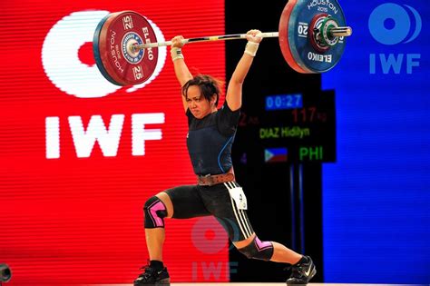 Hidilyn diaz secures her spot in the tokyo 2020 olympics sunday, april 18, at the 2021 asian weightlifting championships. Yearender Why weightlifters became big hits in 2015 for ...