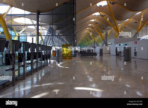 Madrid Barajas International Airport Spain Stock Photo Alamy