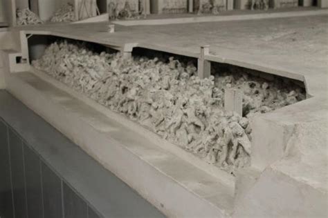 Their bodies were buried in giant pits. Auschwitz I - Model of gas chamber - Picture of Auschwitz ...