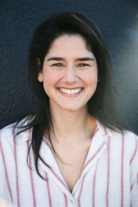 What to Know About Comedian and Digital Creator Elyse Myers