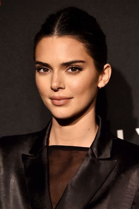 Kendall Jenners Changing Face Expert Reveals The Secrets To Her