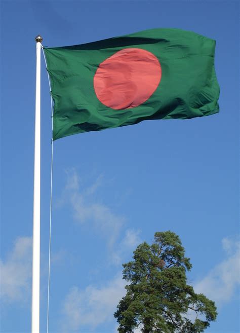 Pour en savoir plus sur les détails d'un drapeau, veuillez cliquer sur l'image ou le lien. Drapeau du Bangladesh - Wikiwand