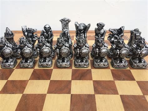 Lord Of The Rings Chess Set LOTR Themed Chess Pieces In Gold And