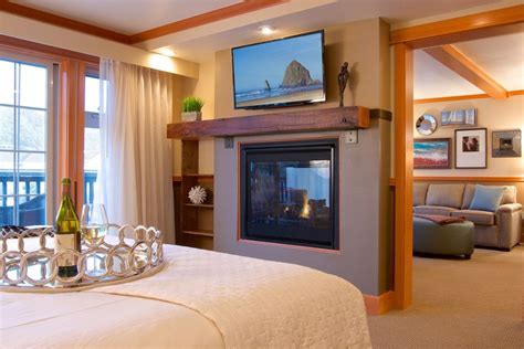 the stephanie inn is the premier oceanview oregon coast hotel bringing the best accomodations