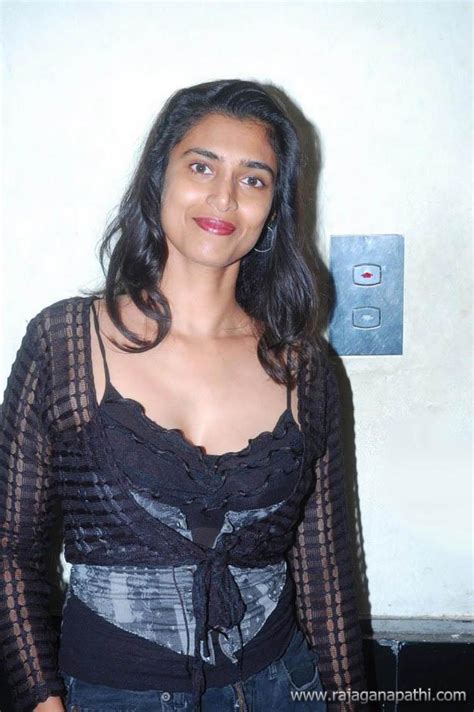 Actress Kasthuri Latest Event Gallery Kasthuri Wearing