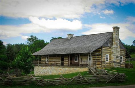 1820s American Farm Log Cabin Rustic Log Cabin Furniture Cabins And