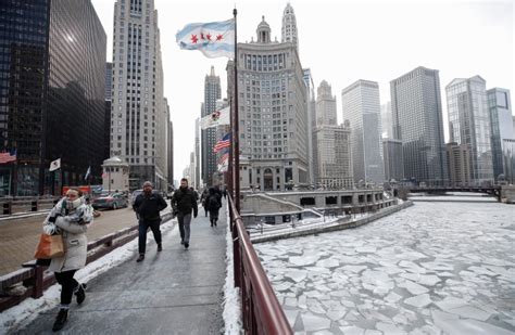 Its So Cold In Chicago People Are Being Told Not To Talk Or Breathe