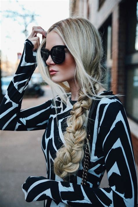 Twisted Braid Barefoot Blonde Hair Styles Beauty