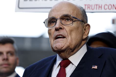 Rudy Giulianis Exceedingly Brief Argument Scrutinized By Judge