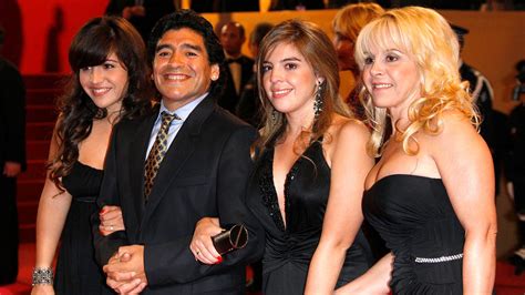 Contundente Mensaje De Gianinna Maradona Sobre Su Familia De La Bahia