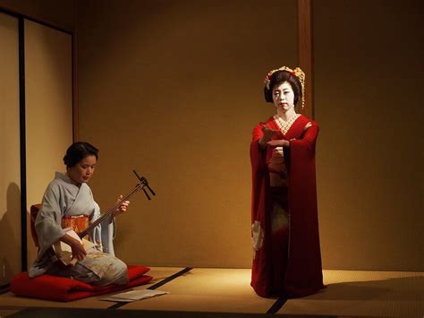 The History Of Geisha In Japanese Culture — Toki