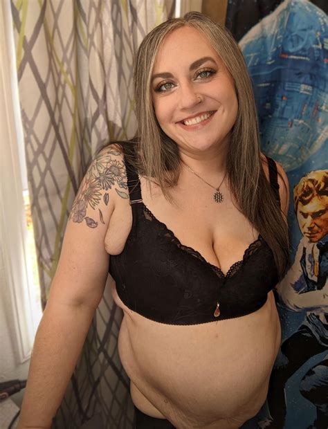 Check out the belly before it's gone! : r/BigBellies