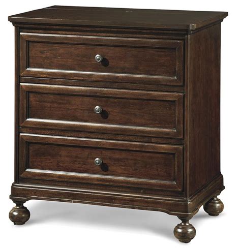 Proximity Cherry Wood 3 Drawers Nightstand Wood Bedroom Furniture