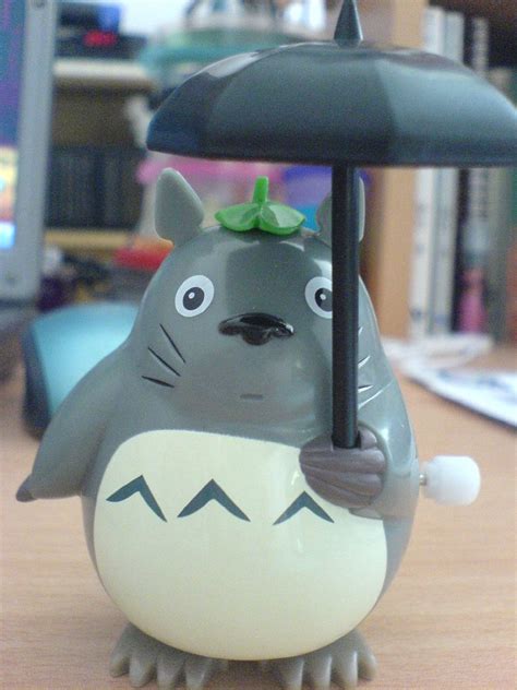 Totoro Totoro Carrying Umbrella Amos Flickr