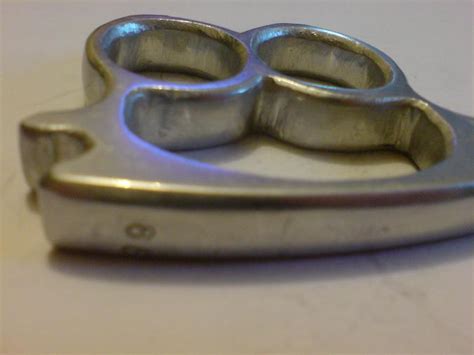 weaponcollector s knuckle duster and weapon blog two finger cut down knuckle duster home made
