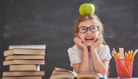 7 Consejos Clave Para Enseñar A Los Niños A Ser Felices En El Colegio