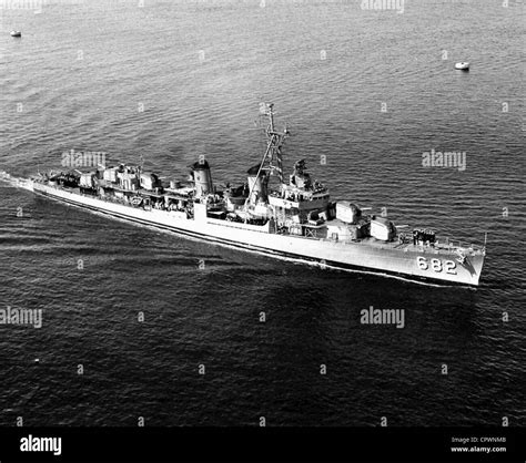 Fletcher Class Destroyer Hi Res Stock Photography And Images Alamy