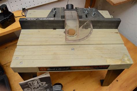 Black And Decker Router Router Table And Other Assorted Tools Ebth