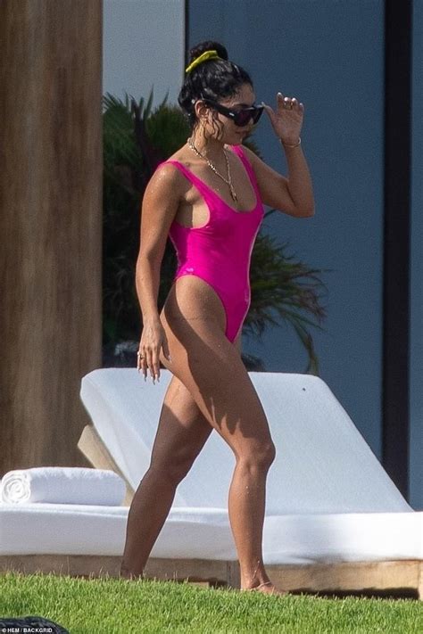 Vanessa Hudgens Sizzles In Hot Pink Swimsuit To Celebrate Sarah Hyland S Mexican Bachelorette