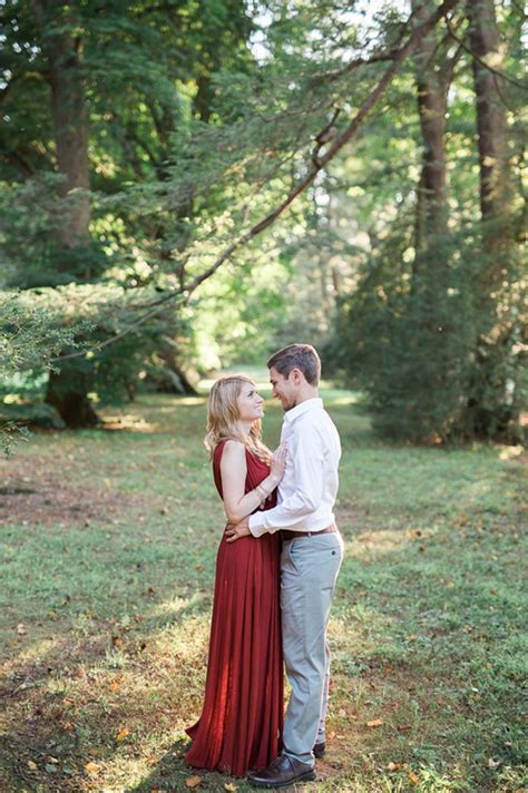 Engagement Photo Shoot Ideas Weddings Romantique