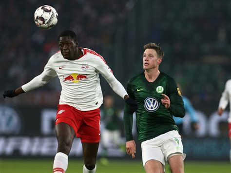 Liverpool want to be careful in their pursuit of ibrahima konate due to the frenchman's injury record, according to transfer expert fabrizio romano. Leipzig verlängert mit Konate bis 2023