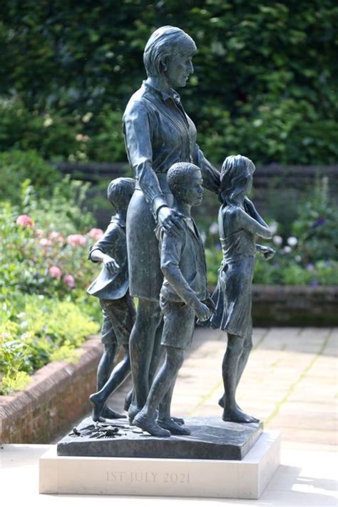 Who Are The Children Featured In The Princess Diana Statue At