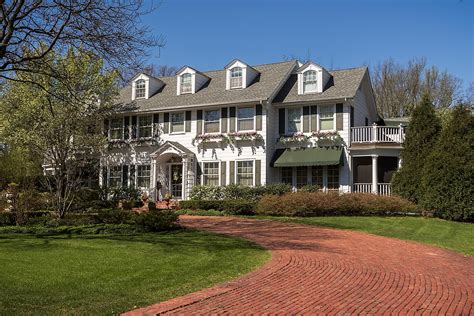 The Most Extra West Suburban Mansions Sold In 2019