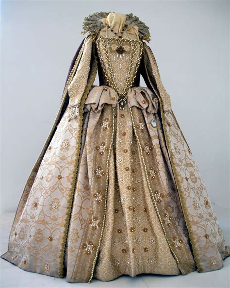 Fantasy Wonderfull Fashion Elizabethan Fashion 16th Century Fashion