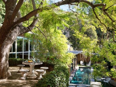 Step Inside Dakota Johnsons Midcentury Modern Home Dakota Johnson