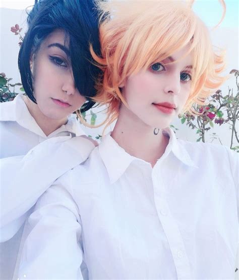 The Promised Neverland Ray Emma Cosplays The Promised Neverland Ray